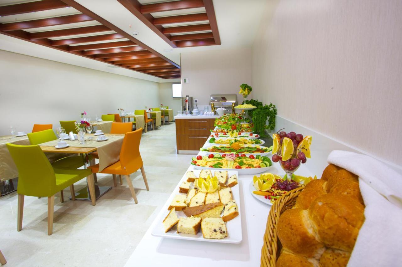 The Coach Hotel อิสตันบูล ภายนอก รูปภาพ