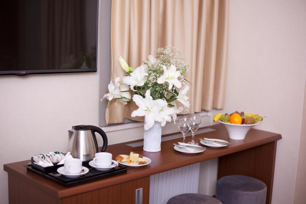 The Coach Hotel อิสตันบูล ภายนอก รูปภาพ